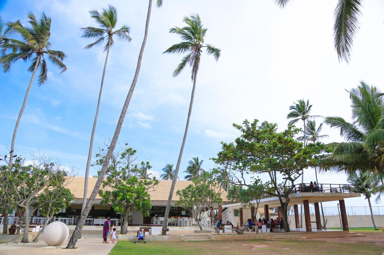 Pegasus Reef - A Beach Resort In Colombo Wattala Exterior photo